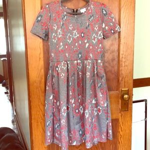 Large LuLaRoe Amelia with Pockets